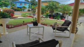 Arima Home - Cozy East - 3 Bedroom